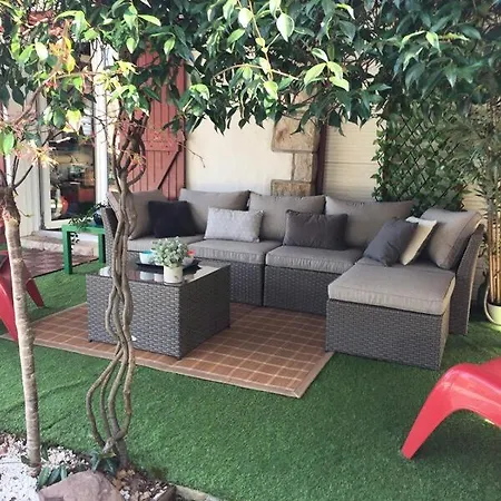 4 Pieces 8 Personnes Piscine 77475 * Ascain